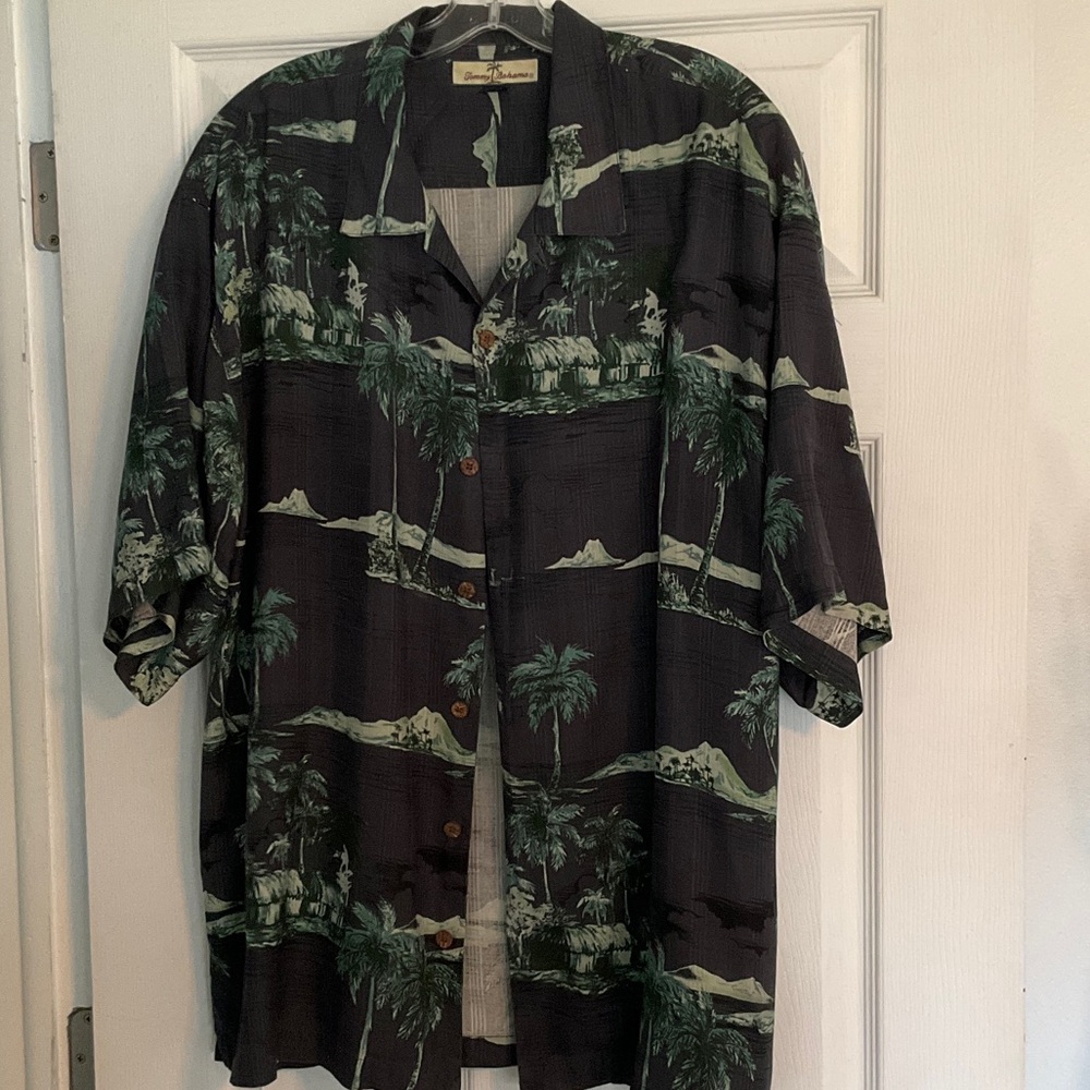 Tommy Bahama Black and Green Tropical Shirt Jacket
